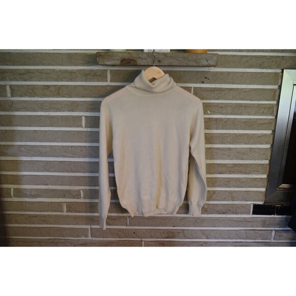 Valerie Stevens Vintage Cashmere Sweater Beige Turtleneck Ivory size medium - Picture 5 of 10